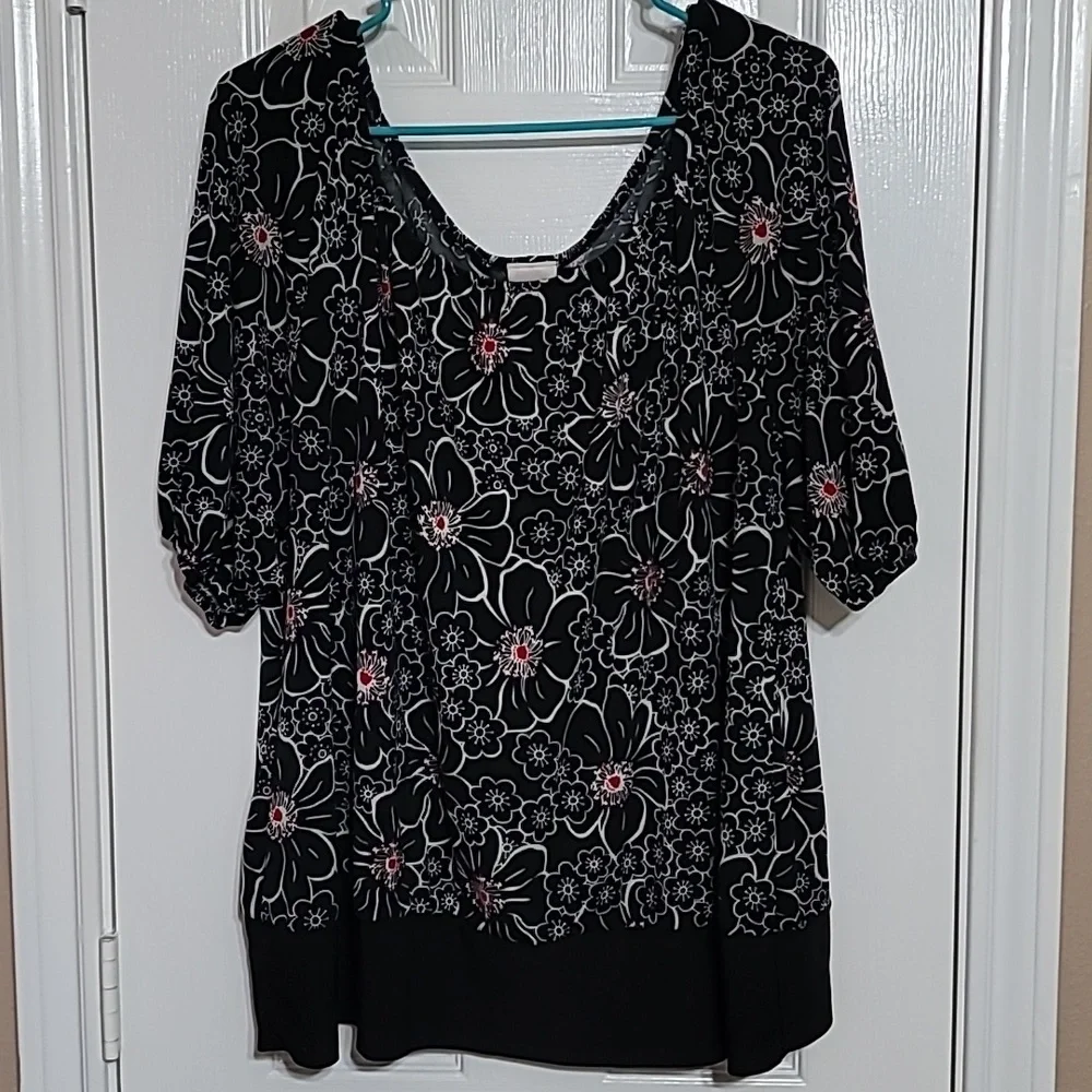 Venezia Black Floral Scoop Neck Blouse with Pink Centers - Picture 1 of 6
